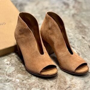 Lucky Brand Tan Suede Peep-Toe Boots